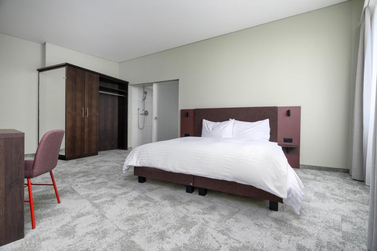 B-Smart Hotel Schoenenwerd 아라우 외부 사진